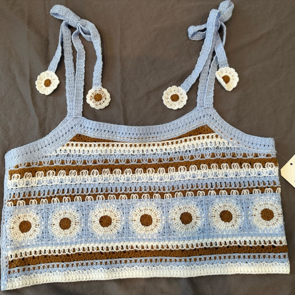 Alter’D State crochet crop top, size Large, BNWT